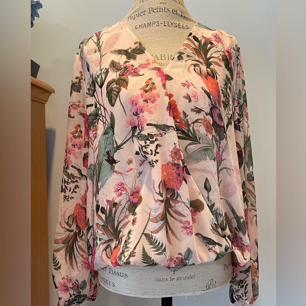 Banana Republic, size L